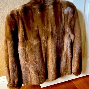 Gorgeous Authentic classic rich looking mink coat. Sz Sm Beautiful Gently used